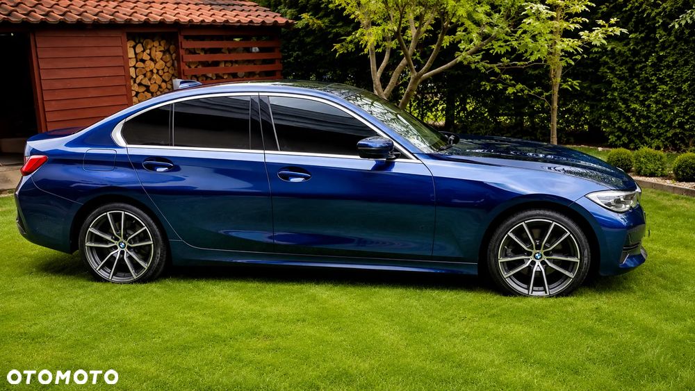 BMW Seria 3 330i Luxury Line sport - 1