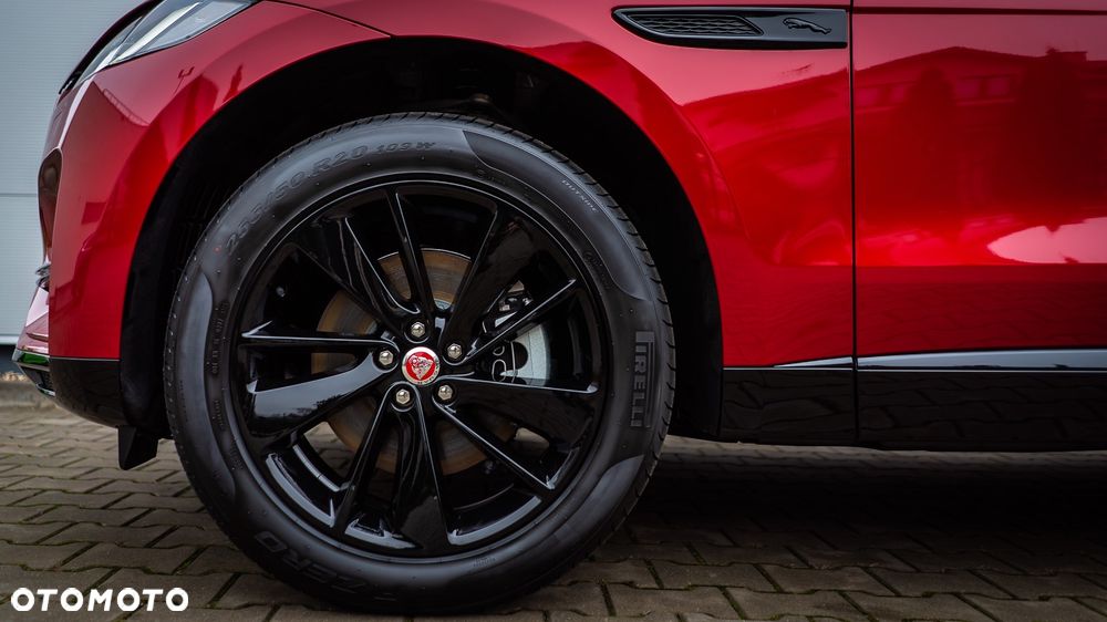 Jaguar F-Pace - 5