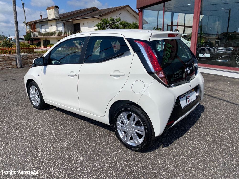 Toyota Aygo 1.0 X-Play Plus MM - 5