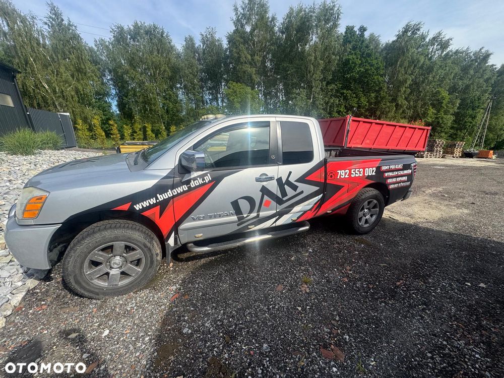 Nissan Titan 5.6 V8 LE Crew Cab - 3