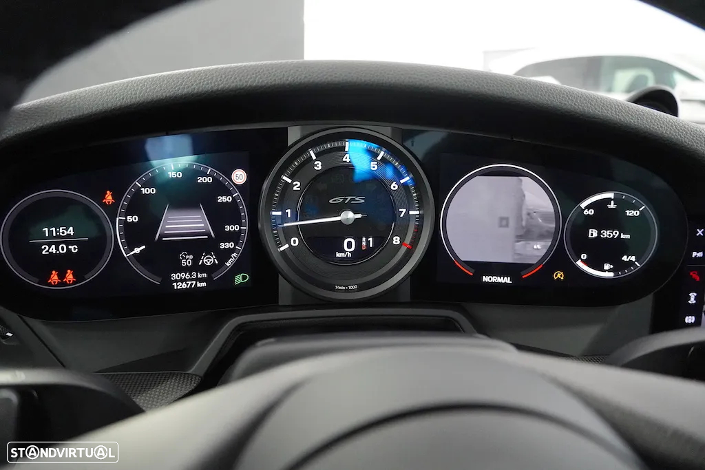 Porsche 911 (992) Carrera 4 GTS PDK - 51