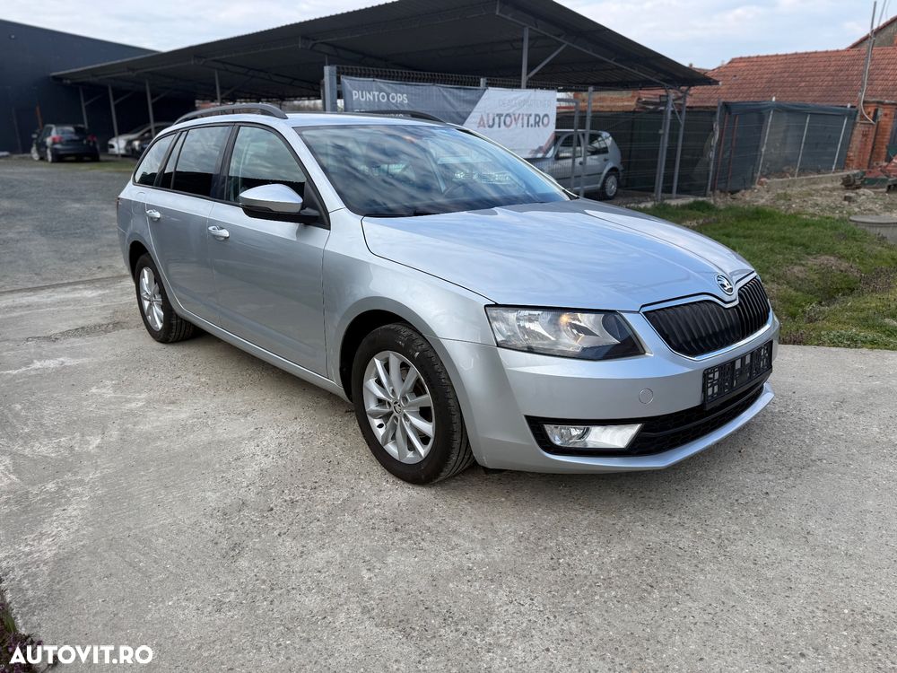 Skoda Octavia 1.6 TDI (Green tec) DSG Style - 1