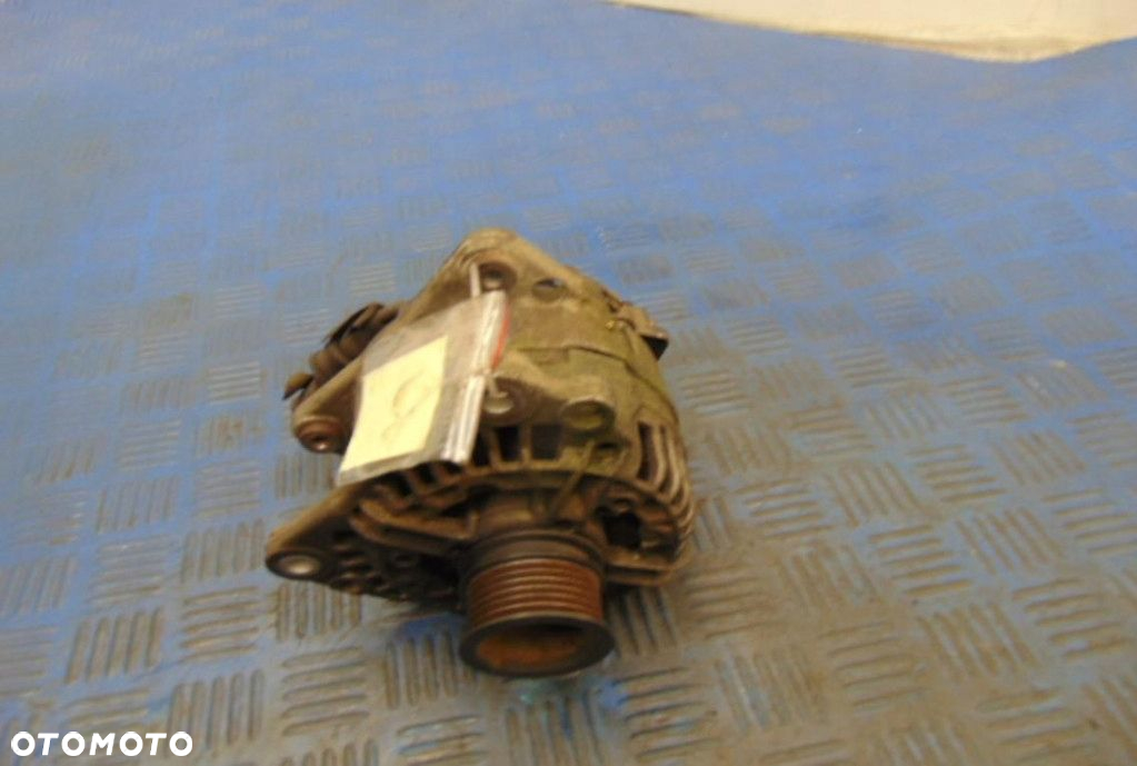 VOLKSWAGEN POLO IV 1.4MPI ALTERNATOR - 5