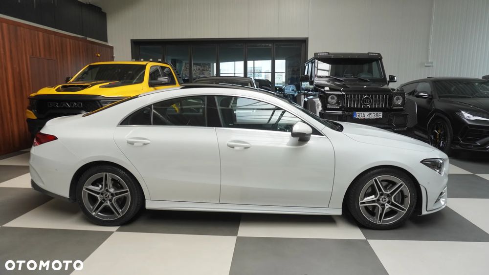 Mercedes-Benz CLA 200 AMG Line 7G-DCT - 17