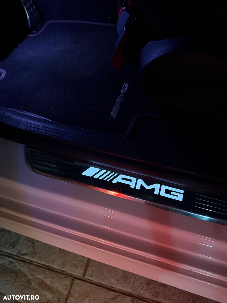 Mercedes-Benz E 43 AMG 4Matic 9G-TRONIC - 24