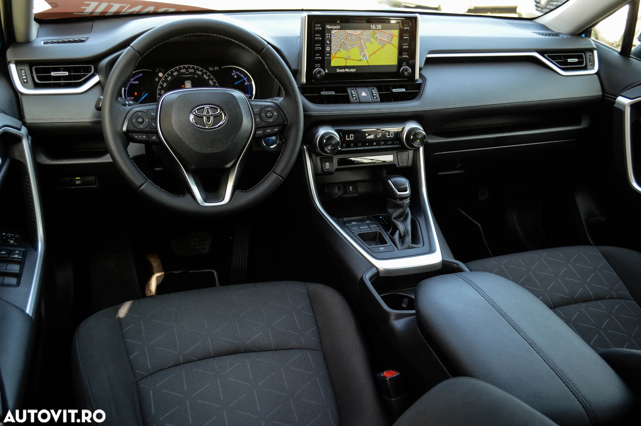 Toyota RAV4 2.5 4x2 Hybrid Business Edition - 32
