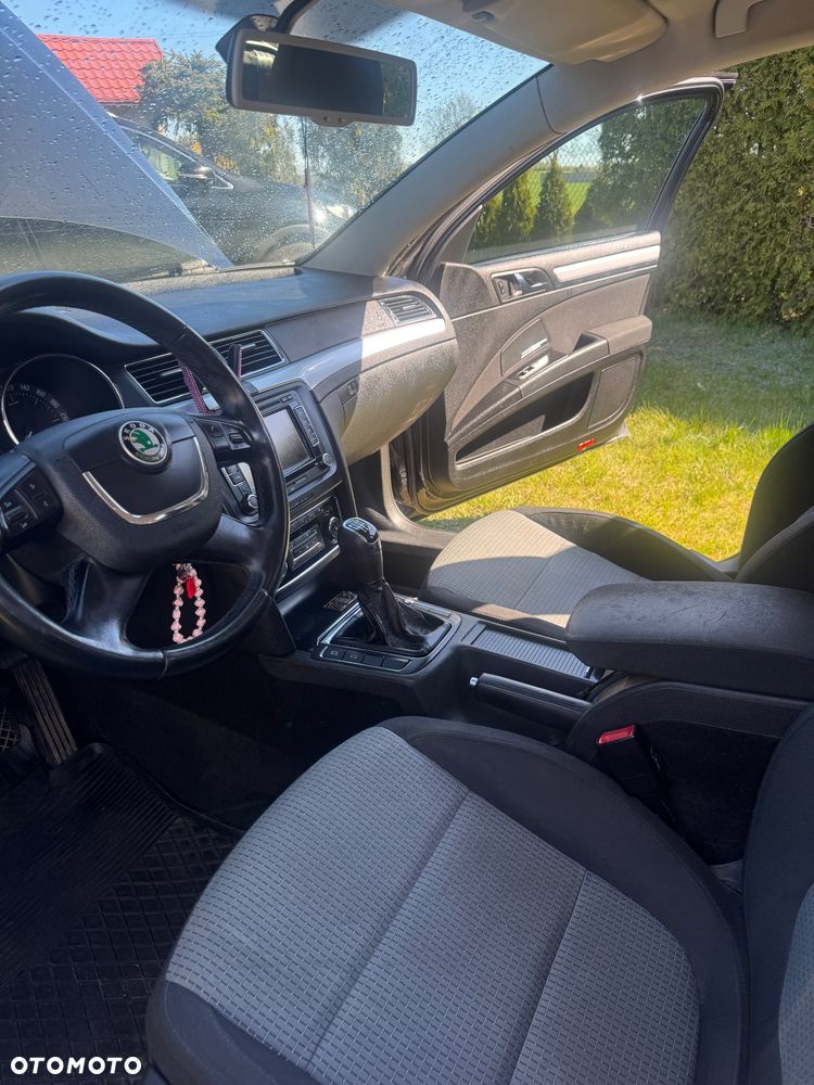 Skoda Superb 2.0 TDI Elegance - 17