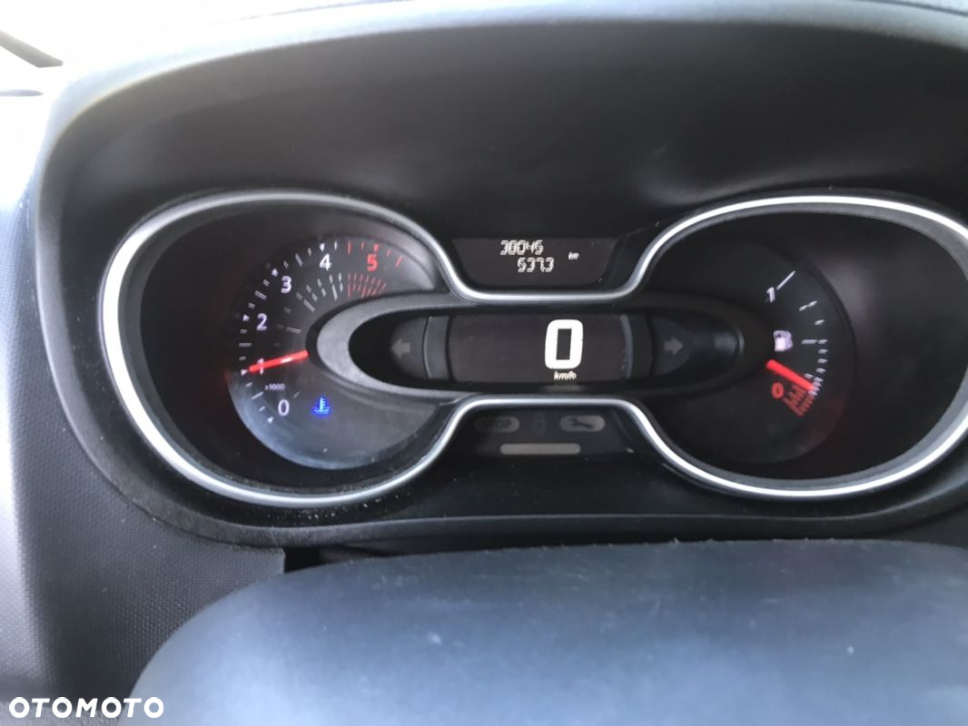 Renault Trafic - 8