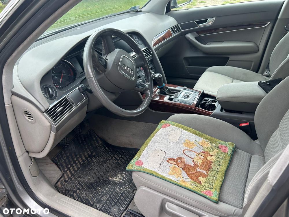 Audi A6 Limousine 2.4 - 16