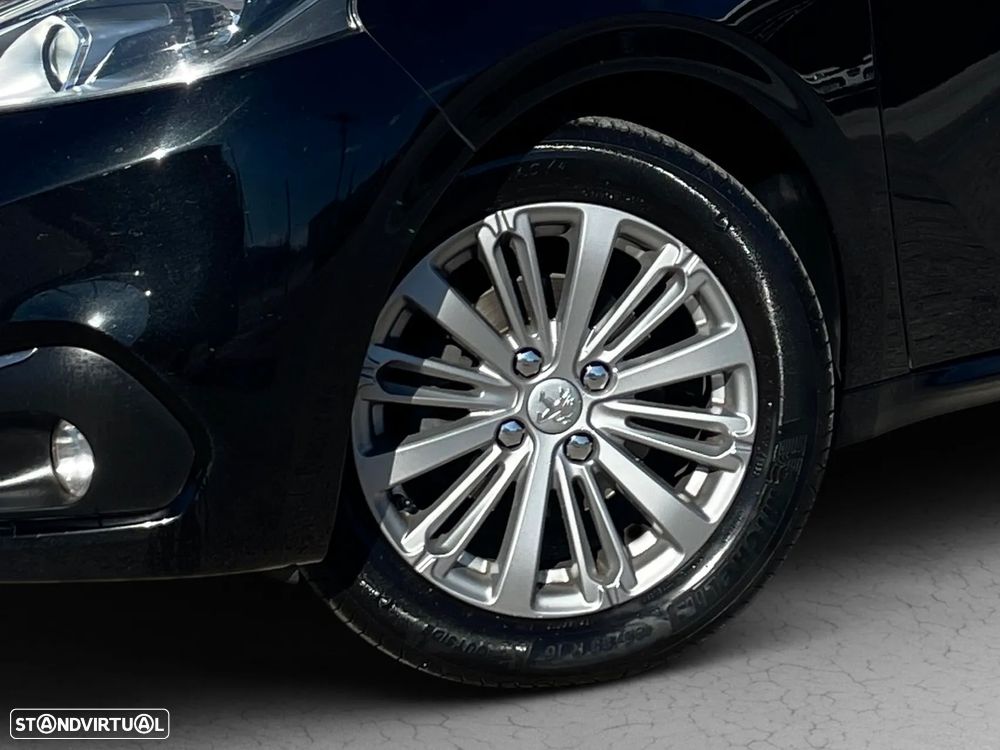 Peugeot 208 1.6 BlueHDi Style - 22