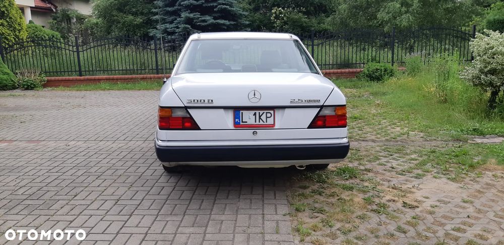 Mercedes-Benz W124 (1984-1993) - 4