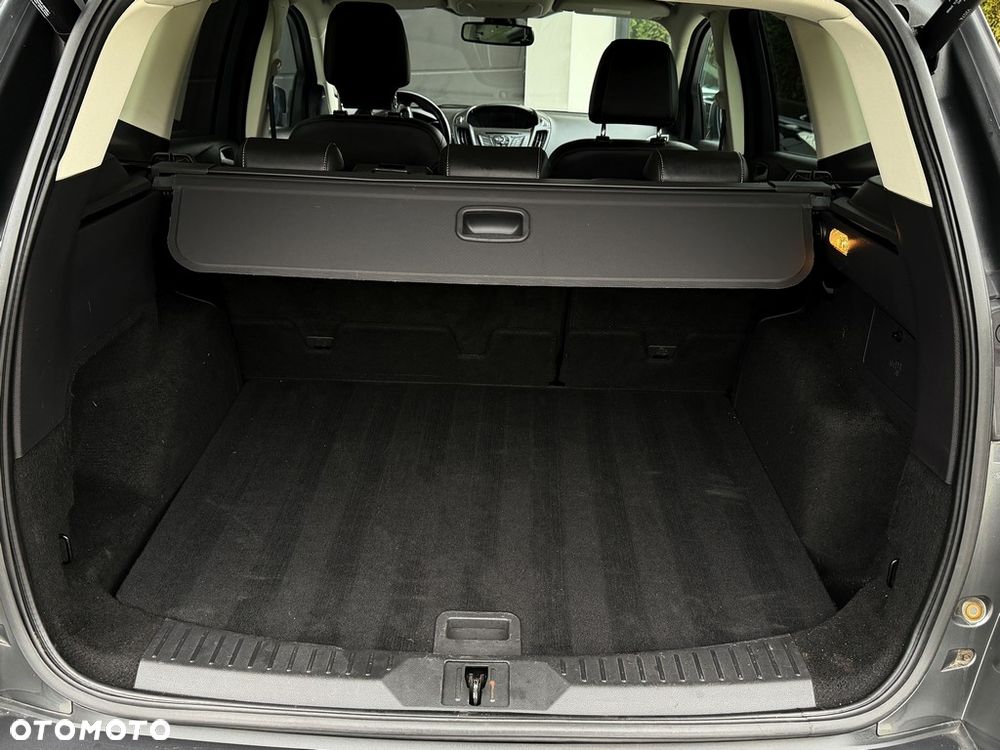 Ford Kuga 2.0 TDCi 2x4 Trend - 21