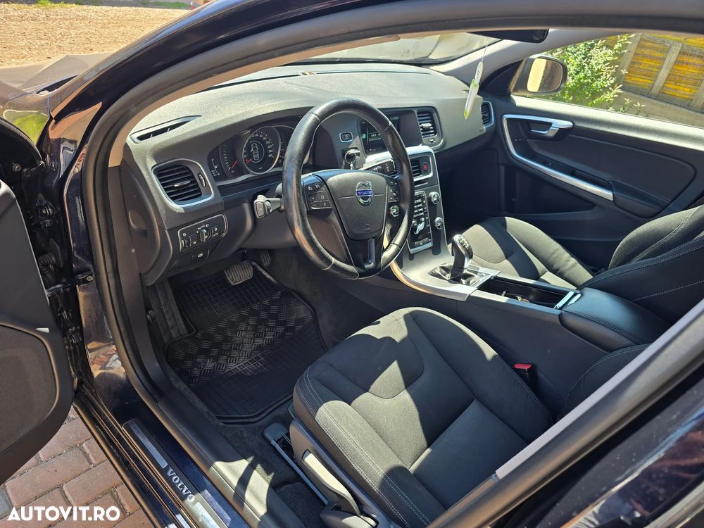 Volvo V60 D3 Geartronic Momentum - 3