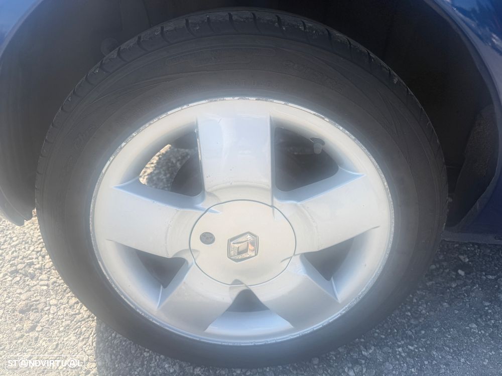 Renault Clio 1.2 16V Best Years - 23