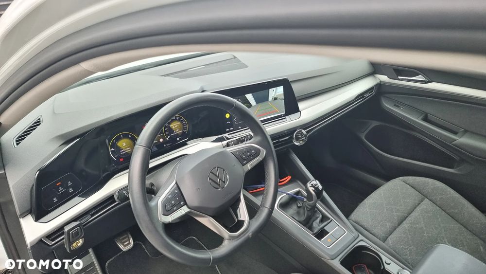 Volkswagen Golf - 21