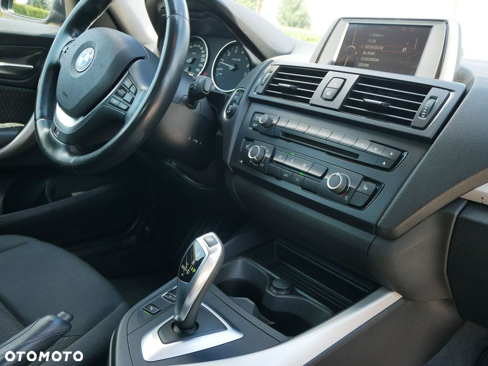 BMW Seria 1 116i - 21
