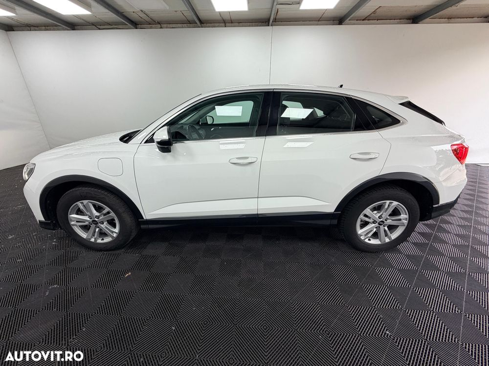 Audi Q3 45 TFSIe S tronic - 28