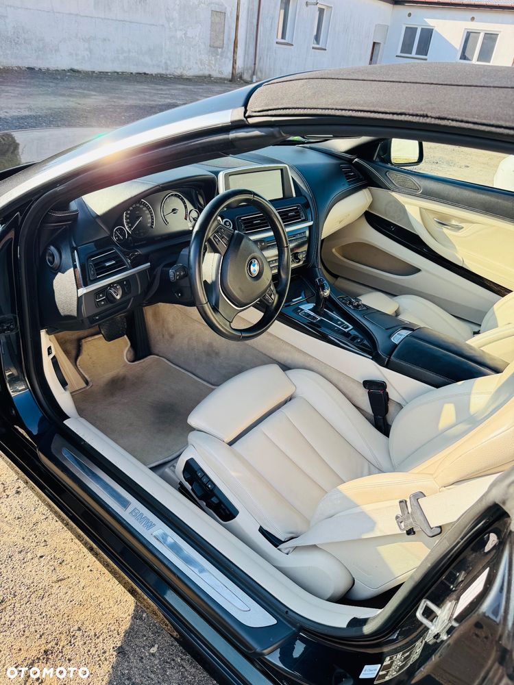 BMW Seria 6 650i - 6