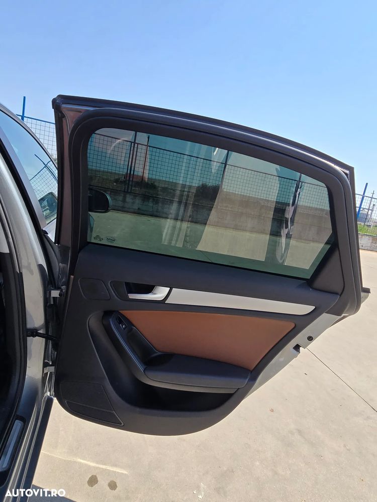 Audi A4 Limuzina 2.0 TDI B8 - 12