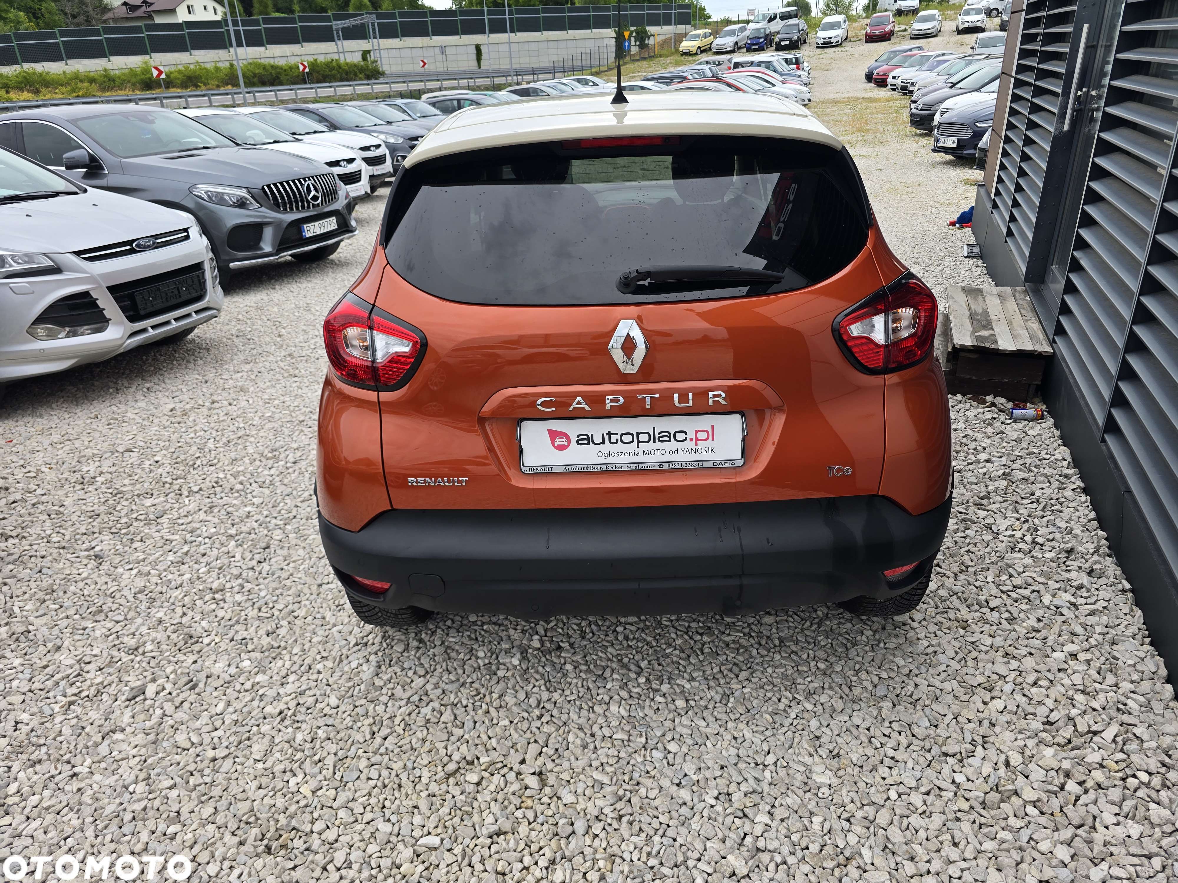 Renault Captur ENERGY TCe 120 EDC Luxe - 11
