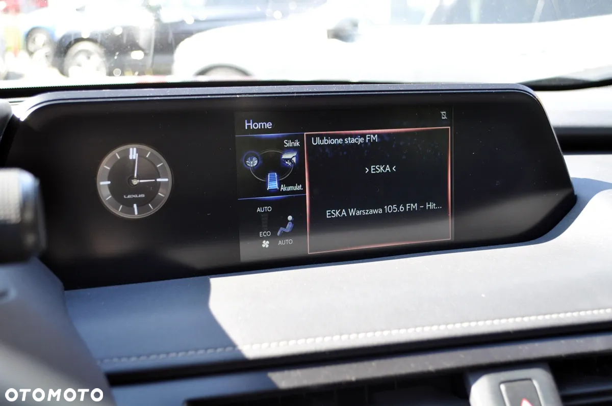 Lexus UX 250h GPF F Impression 2WD - 23