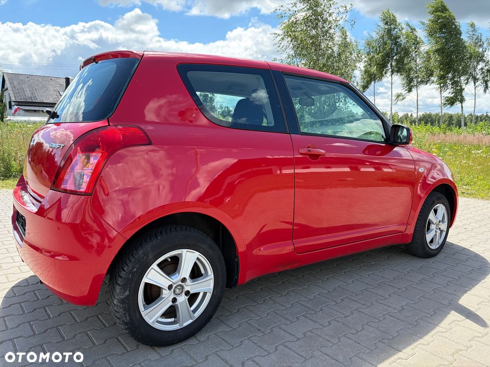 Suzuki Swift 1.3 GLX / Comfort - 4