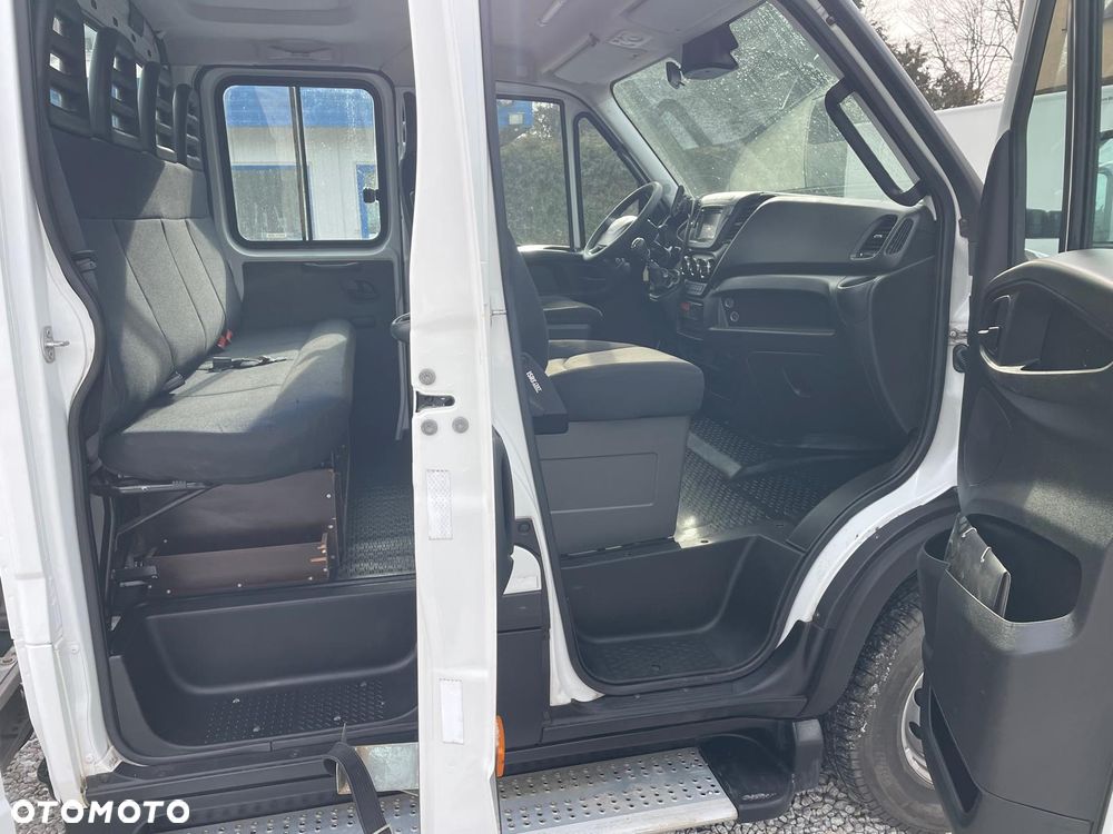 Iveco Daily 70C18 Pomoc drogowa Laweta 2017r - 13