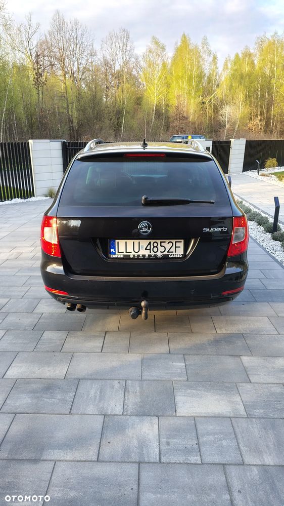 Skoda Superb 1.8 TSI FAMILY - 15