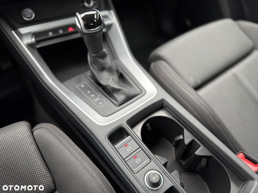 Audi Q3 40 TFSI Quattro Advanced S tronic - 22