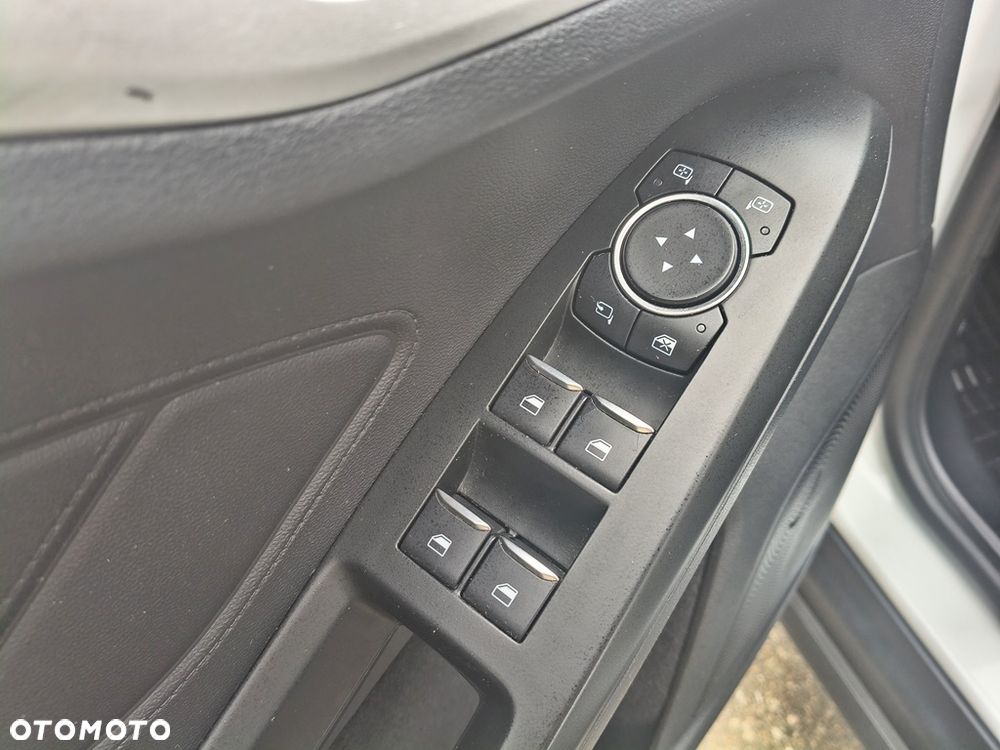 Ford Focus 1.5 EcoBlue Start-Stopp-System COOL&CONNECT - 28