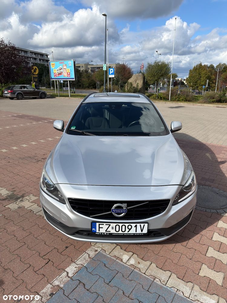 Volvo V60 D4 Drive-E R-Design Momentum - 5