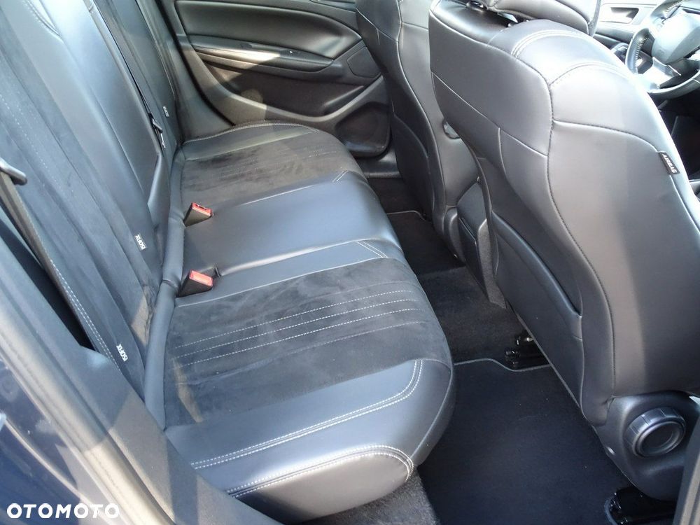 Peugeot 308 - 16