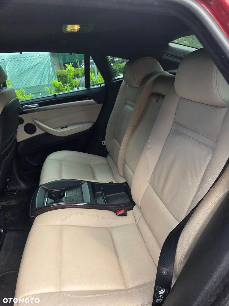 BMW X6 35i xDrive - 14