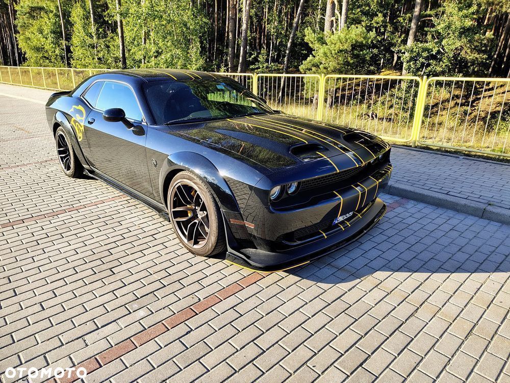 Dodge Challenger 6.4 Scat Pack Widebody - 4