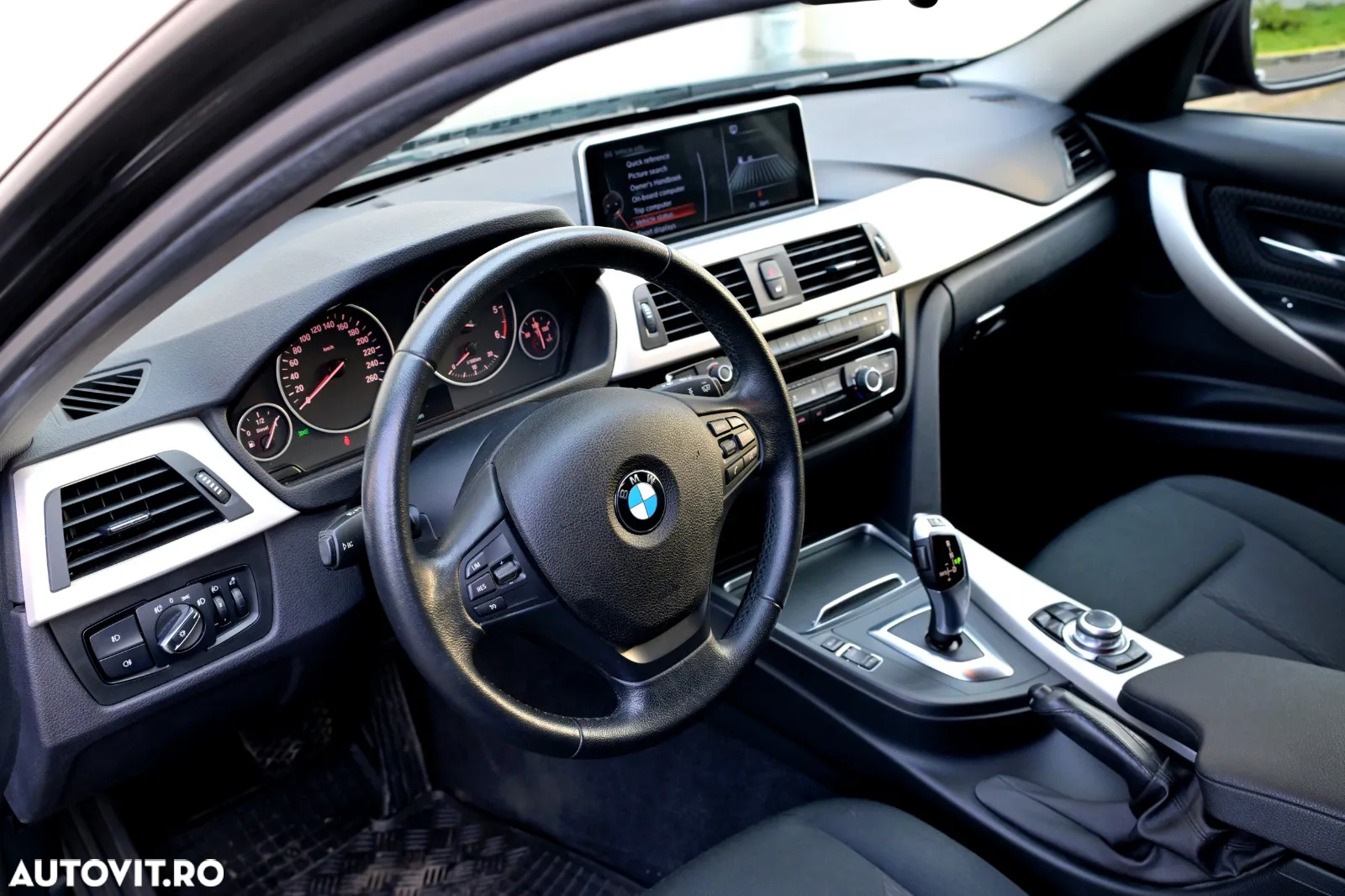 BMW Seria 3 320d Touring xDrive Aut. - 15
