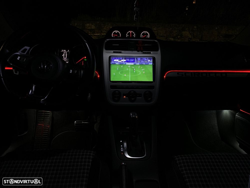 VW Scirocco 2.0 TDI Sport DSG - 13