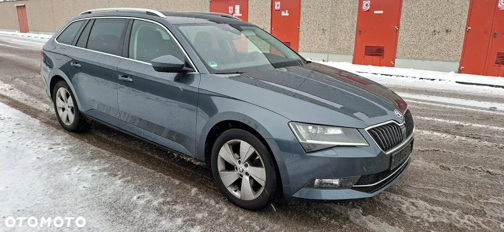 Skoda Superb 2.0 TDI 4x4 Style DSG - 3