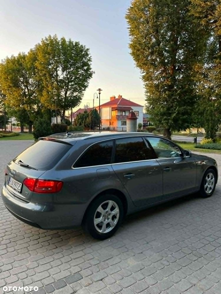 Audi A4 Avant 2.0 TDI - 7