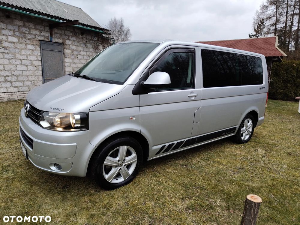Volkswagen Multivan - 7