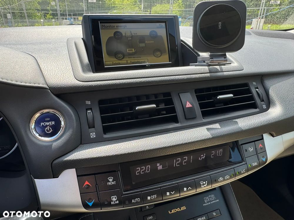 Lexus CT 200h Prestige - 14