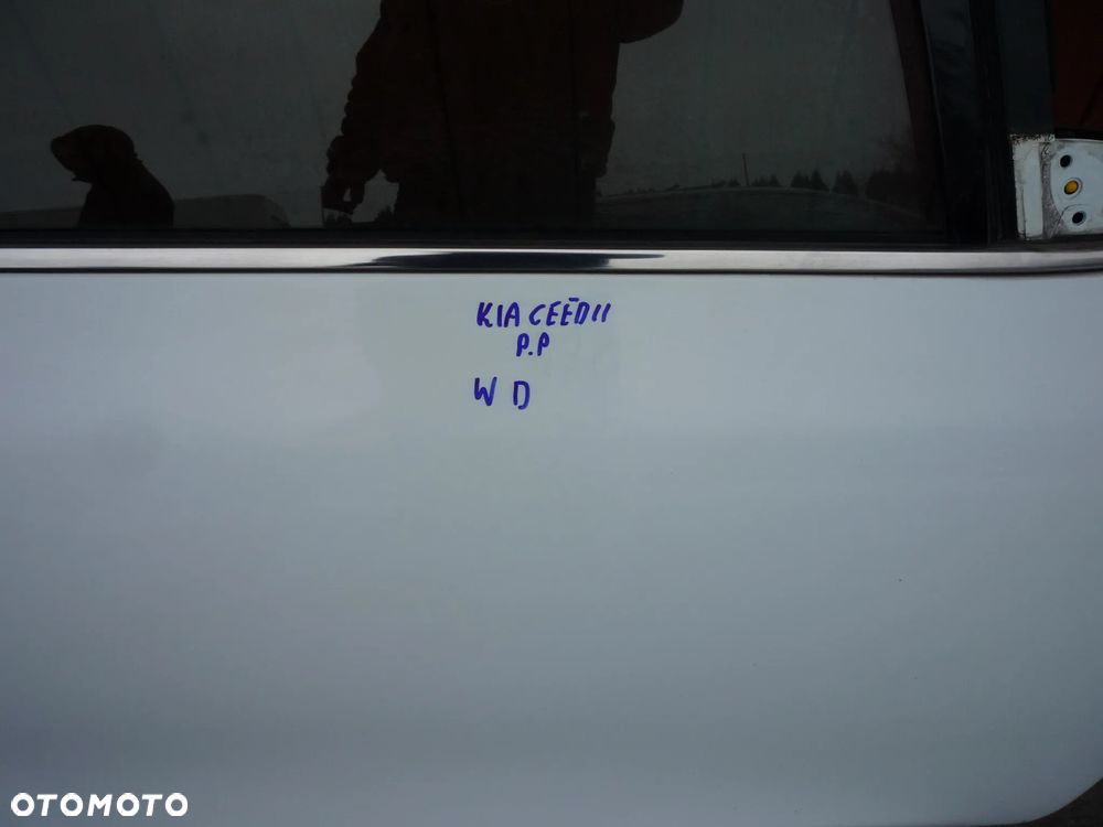 KIA CEED II DRZWI PRZEDNIE PRAWE KOMBI KOMPLETNE WD - 2