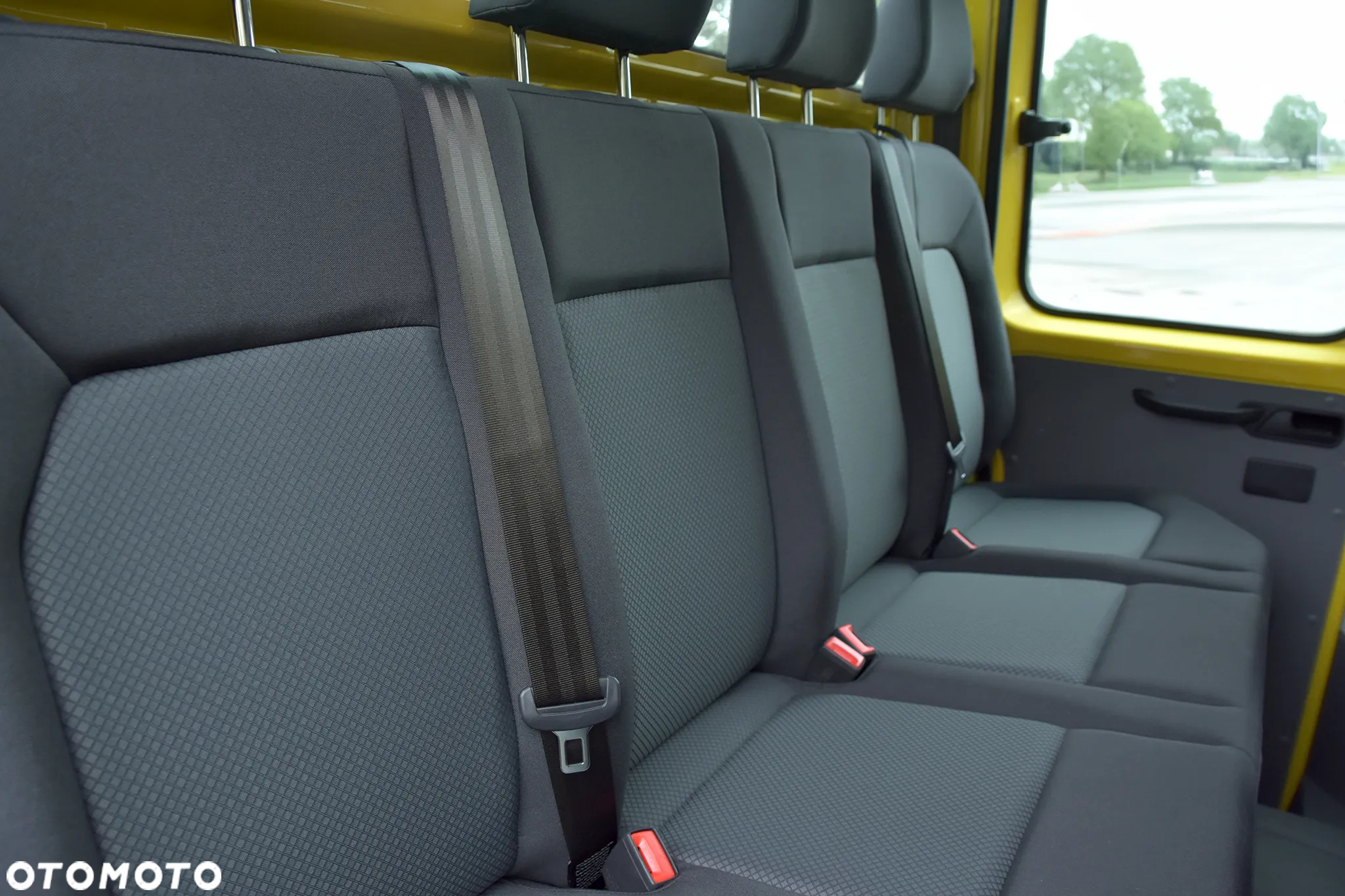 Volkswagen Crafter autolaweta PPP pomoc drogowa - 19