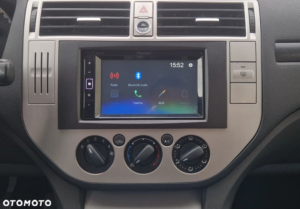 Ford Kuga 2.0 TDCi 4x4 Champions Edition - 28