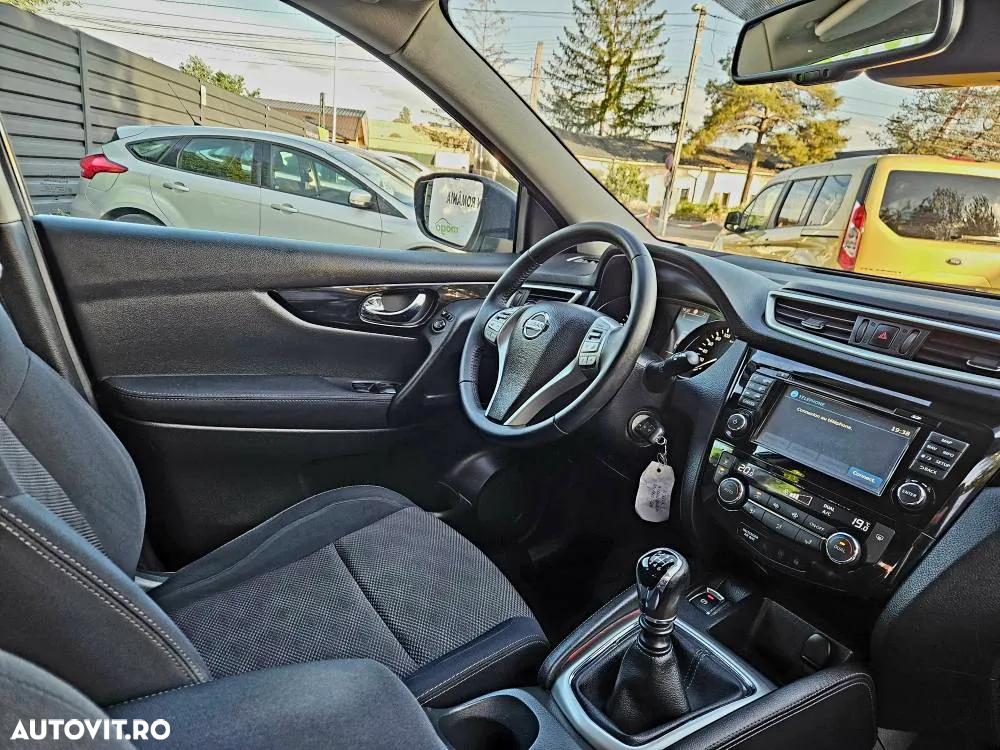 Nissan Qashqai 1.5 DCI N-Connecta - 6