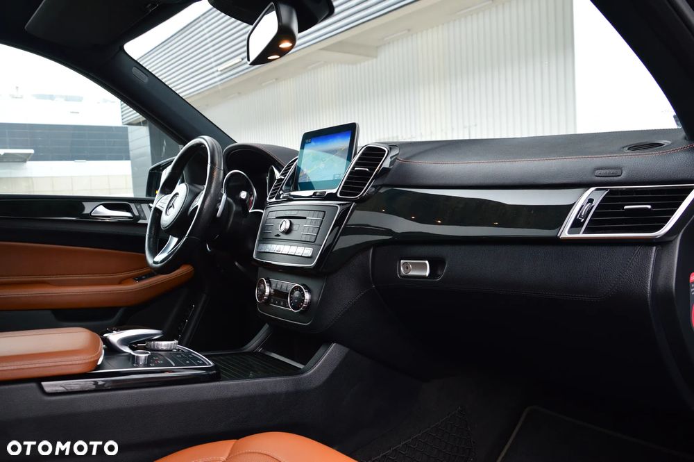 Mercedes-Benz GLS 350 d 4-Matic - 21