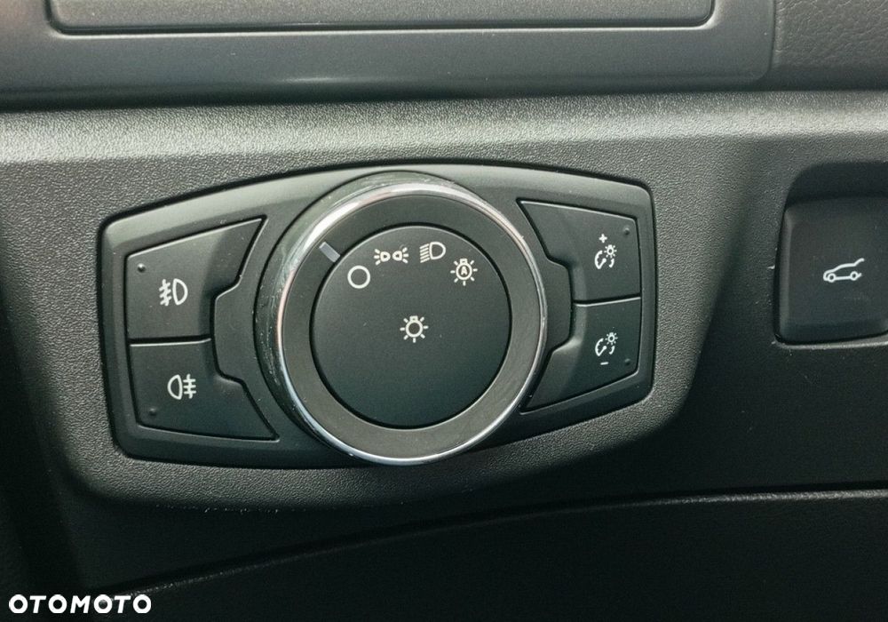 Ford Mondeo - 26