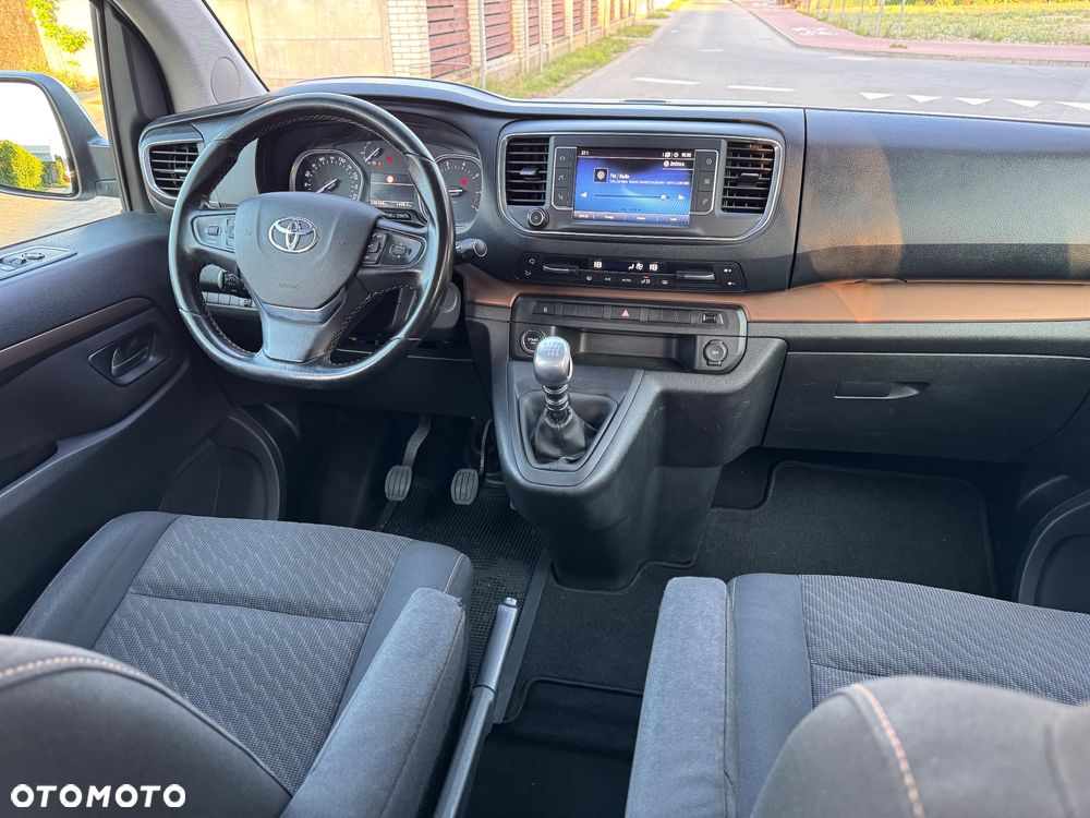 Toyota Proace Verso 2,0-l-D-4D (5-Si.) Family compact - 16