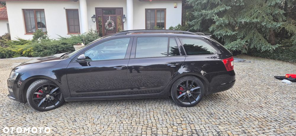 Skoda Octavia 2.0 TDI RS DSG - 8