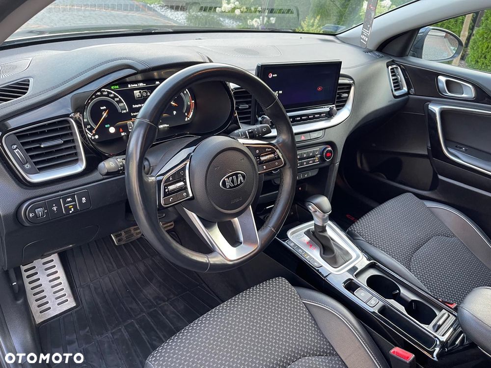 Kia Ceed 1.6 CRDi SCR L Business Line DCT - 23