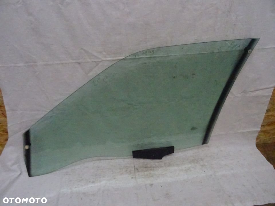 SZYBA BOCZNA DRZWI PRAWY PRZÓD AUDI 80 B4 NR559 - 3